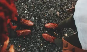 Jak dbać o buty ze skóry licowej, aby uniknąć ich zniszczenia