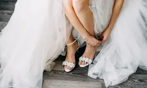 Jakie buty do sukni ślubnej boho, aby wyglądać olśniewająco?
